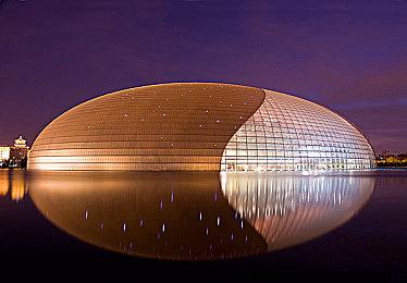 粉丝利用虚幻5自制《血源》场景 新亚楠效果出色